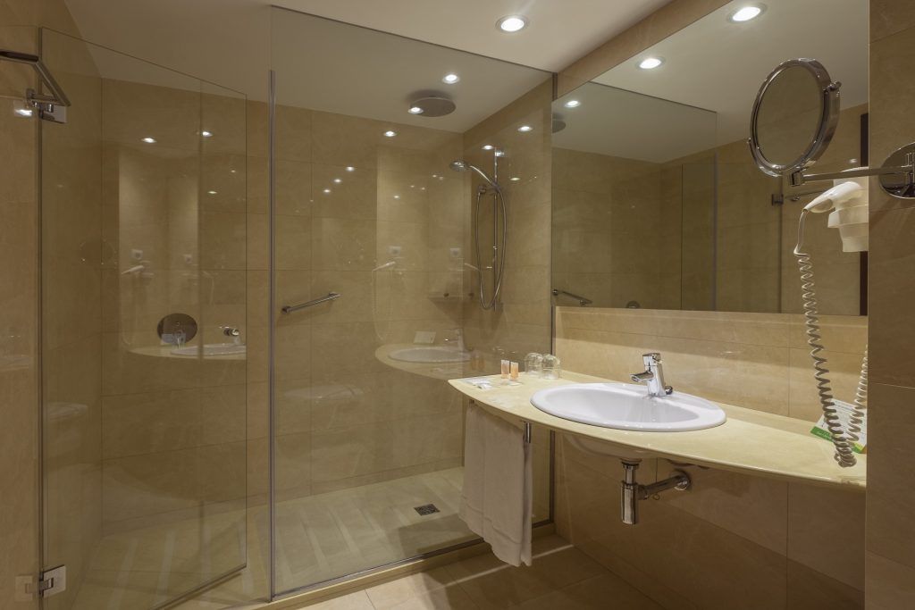 02-room-hotel-gran-ultonia-1024x683