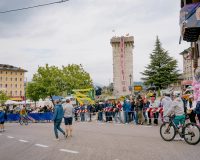 Supporters await the arrival of the Giro d'Italia